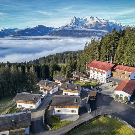Uhu By Interhome * Pfarrwerfen